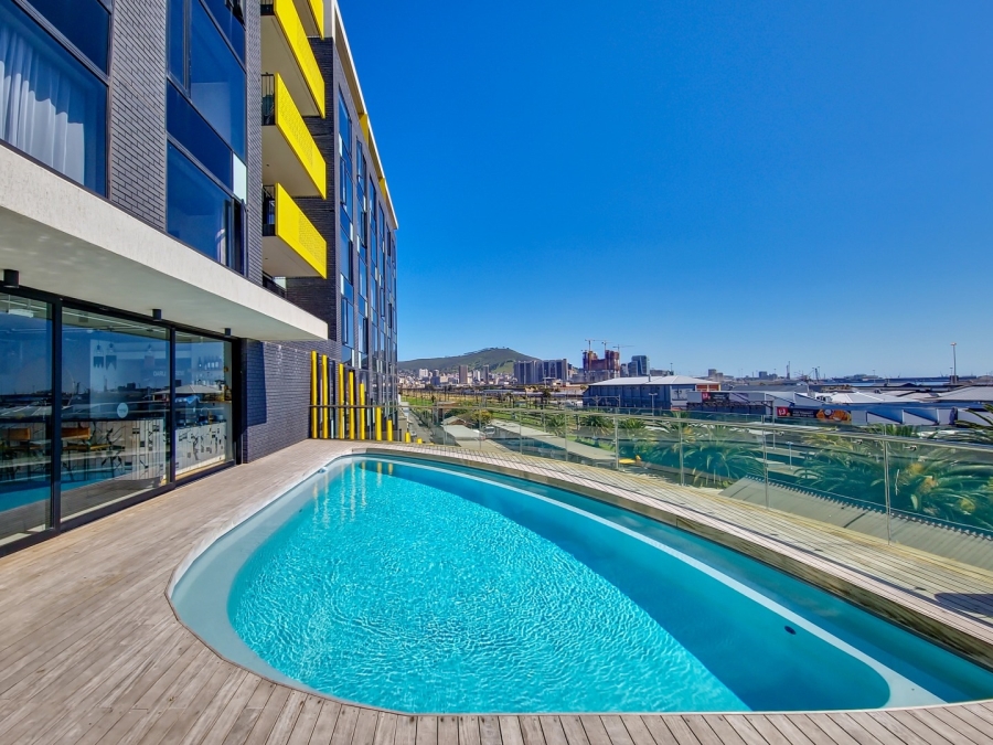 2 Bedroom Property for Sale in Woodstock Western Cape